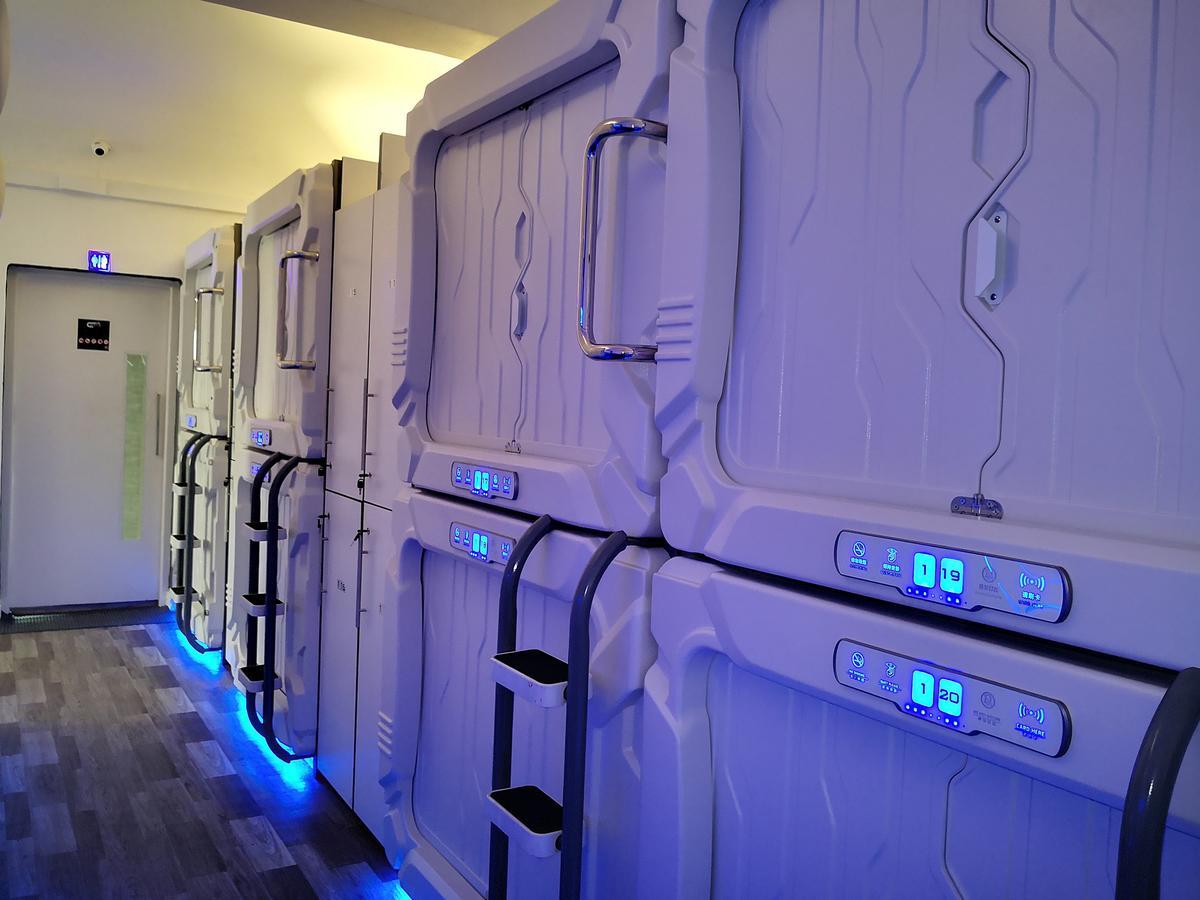 The Capsule Hotel Kolombo Zewnętrze zdjęcie